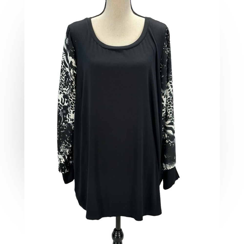 Avenue Long Sleeve Round Neck Animal Brush Stroke Print Blouse - Black White -22
